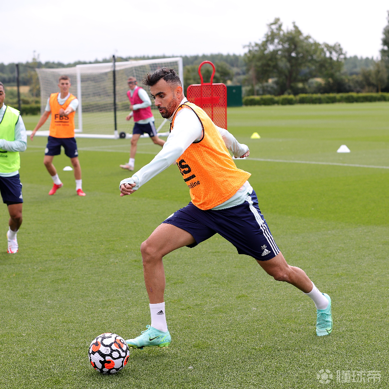 集结日埃因霍温备战社区盾，伤情更新细节曝光，信心回归，赛季目标并未改变的简单介绍